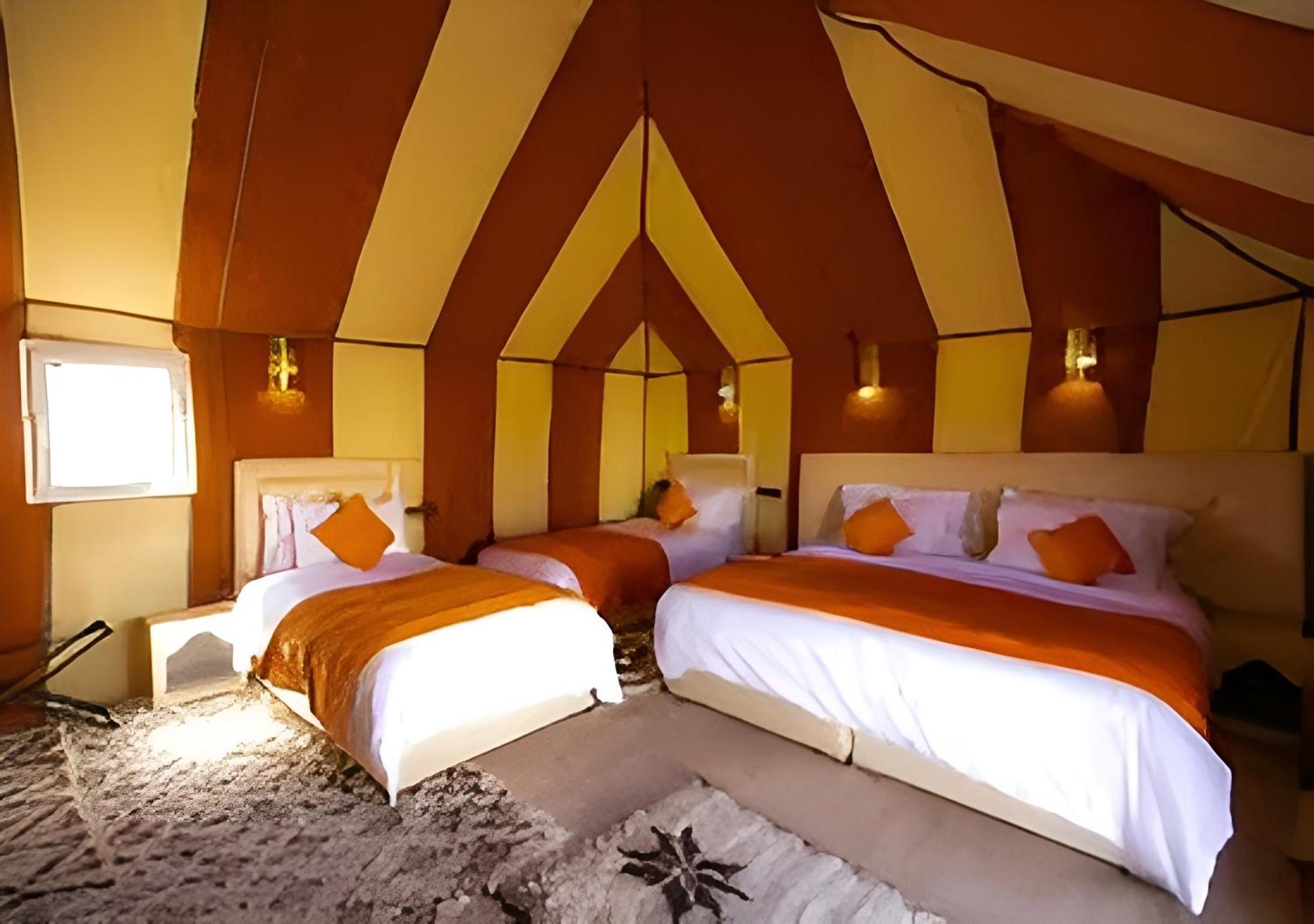 Merzouga Lovely Luxury Camp Exteriör bild