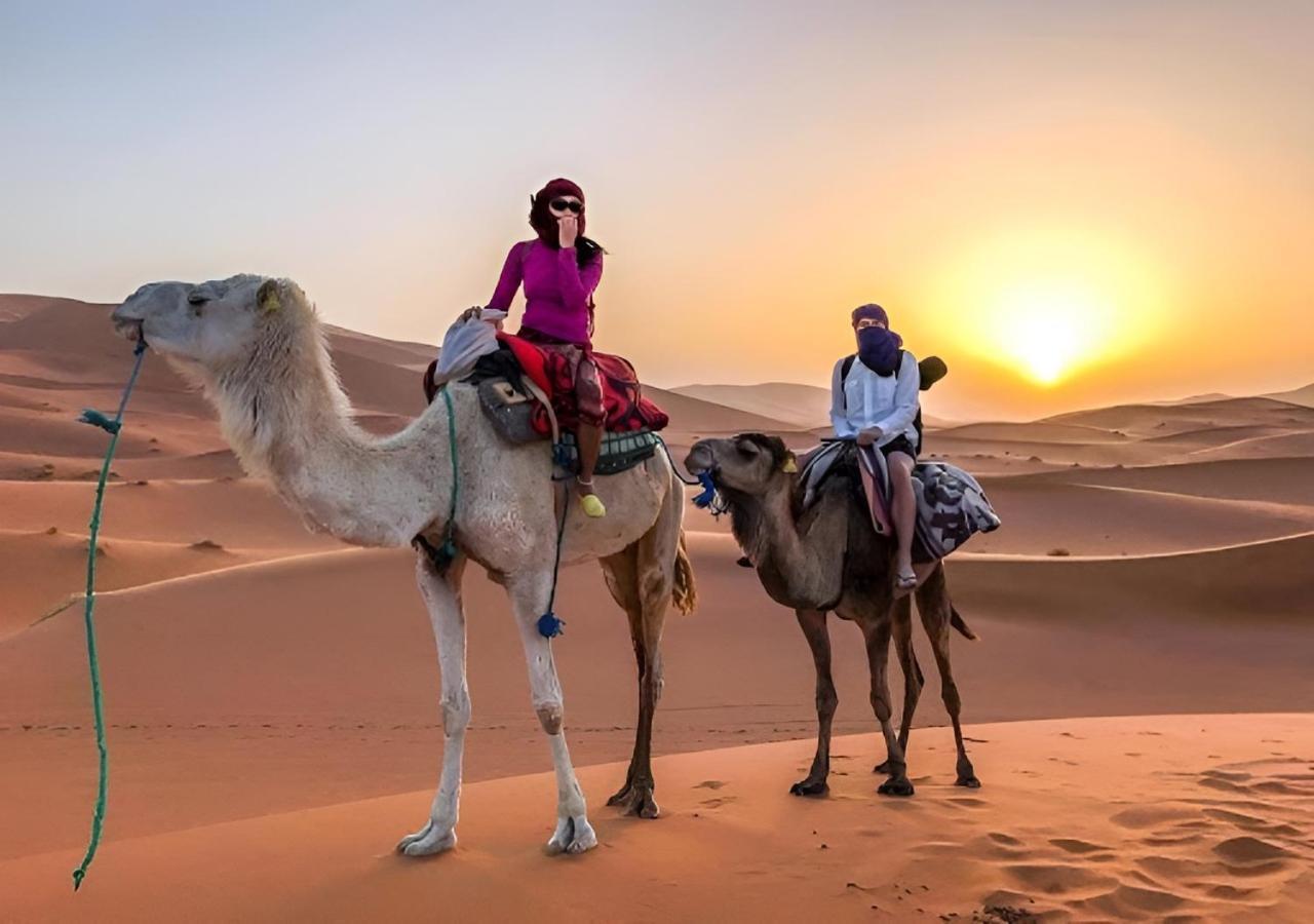 Merzouga Lovely Luxury Camp Exteriör bild