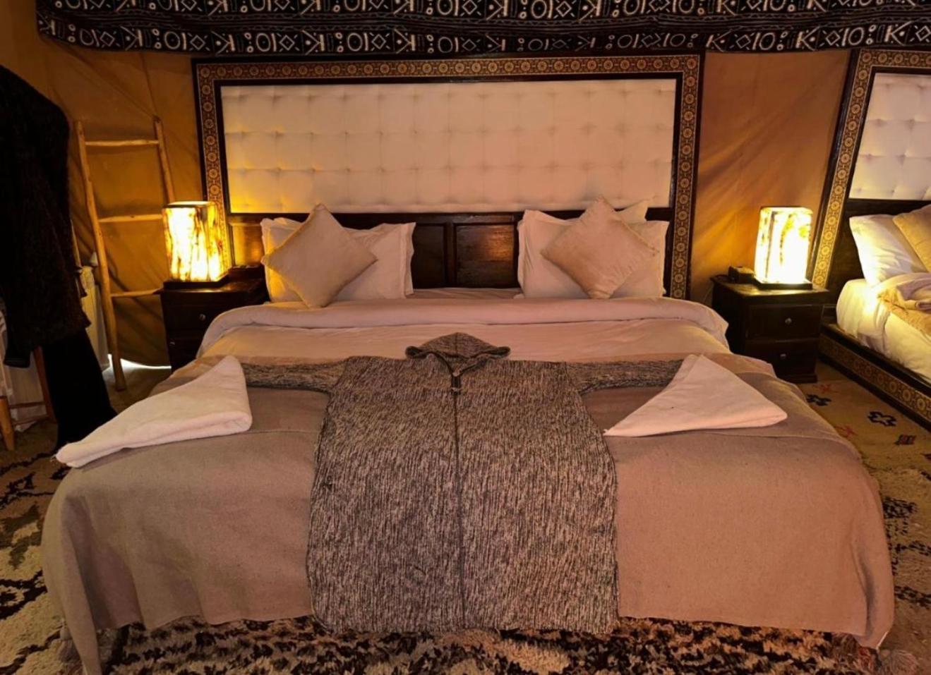 Merzouga Lovely Luxury Camp Exteriör bild