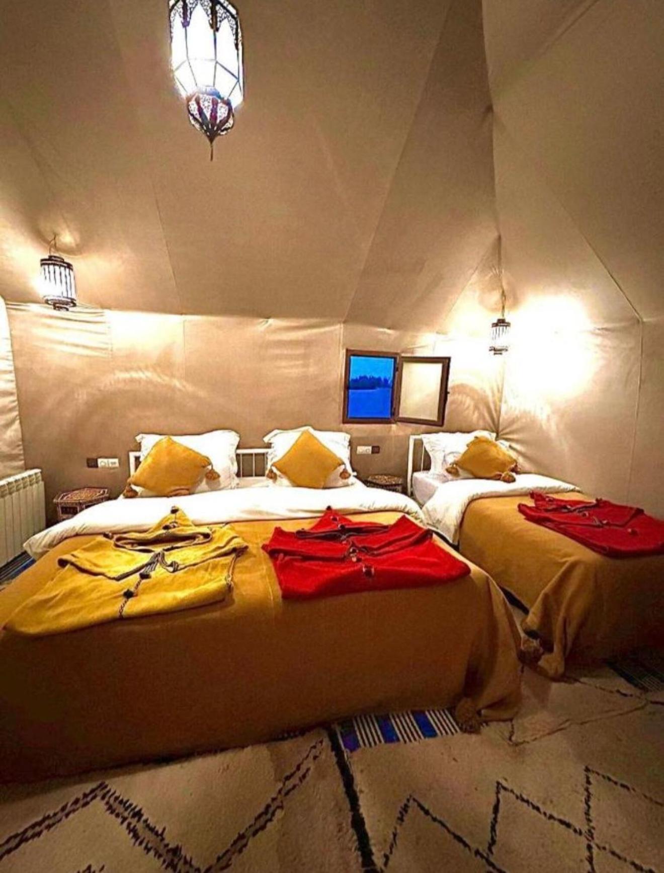 Merzouga Lovely Luxury Camp Exteriör bild